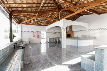 Apartamento à venda com 159m², 4 quartos e 2 vagas Apartamento à venda com 159m², 4 quartos e 2 vagasChurrasqueira