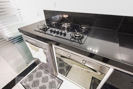 Apartamento à venda com 159m², 4 quartos e 2 vagas Apartamento à venda com 159m², 4 quartos e 2 vagasCozinha