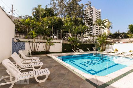 Apartamento à venda com 159m², 4 quartos e 2 vagas Apartamento à venda com 159m², 4 quartos e 2 vagasPiscina