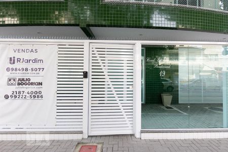 Apartamento à venda com 81m², 3 quartos e 1 vagaFachada