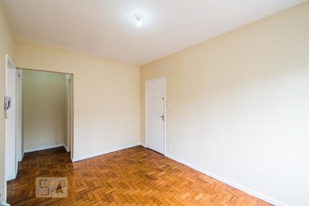Sala de apartamento para alugar com 1 quarto, 45m² em Paraíso, São Paulo