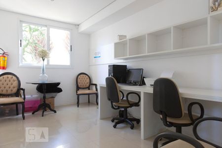 Apartamento para alugar com 41m², 1 quarto e 2 vagas Apartamento para alugar com 41m², 1 quarto e 2 vagasÁrea Comum - Lan House