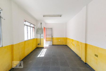 Casa para alugar com 160m², 3 quartos e 2 vagasDepósito