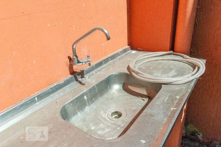 Casa para alugar com 160m², 3 quartos e 2 vagasÁrea Externa - Torneira