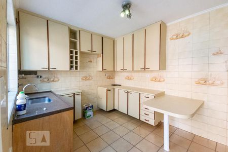 Casa para alugar com 160m², 3 quartos e 2 vagasCozinha