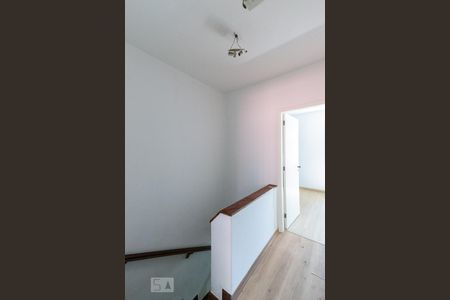 Casa para alugar com 160m², 3 quartos e 2 vagasCorredor