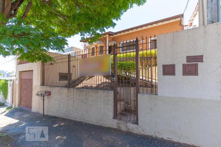 Casa à venda com 100m², 3 quartos e 1 vagaFachada