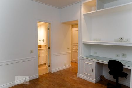 Apartamento à venda com 120m², 2 quartos e sem vagaQuarto 2 (suíte)