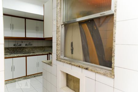 Apartamento à venda com 120m², 2 quartos e sem vagaÁrea de serviço e Cozinha