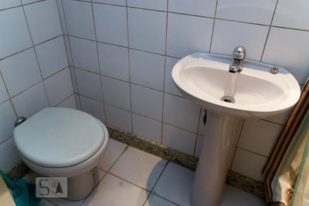 Apartamento à venda com 120m², 2 quartos e sem vagaBanheiro de Serviço