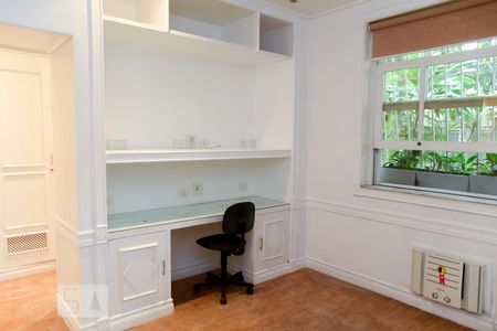 Apartamento à venda com 120m², 2 quartos e sem vagaQuarto 2 (suíte)