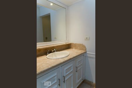 Apartamento à venda com 120m², 2 quartos e sem vagaBanheiro Social