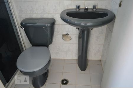 Banheiro Suíte de apartamento à venda com 2 quartos, 51m² em Rio Pequeno, São Paulo