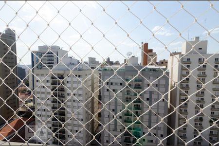 Vista da sacada de apartamento para alugar com 2 quartos, 60m² em Cambuí, Campinas