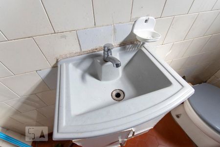 Banheiro Social  de casa à venda com 2 quartos, 65m² em Vila Joana, Jundiaí