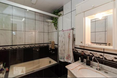 Banheiro de apartamento para alugar com 2 quartos, 77m² em Bela Vista, São Paulo