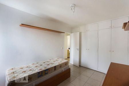 Apartamento para alugar com 72m², 2 quartos e 1 vagaQuarto 02