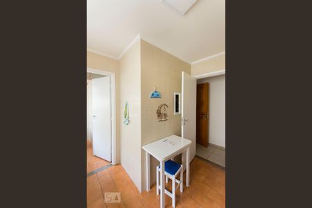 Apartamento para alugar com 72m², 2 quartos e 1 vagaCozinha