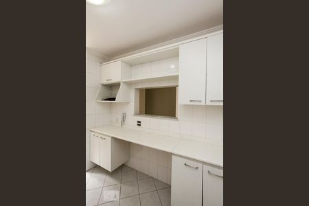 Apartamento para alugar com 78m², 3 quartos e 2 vagas Apartamento para alugar com 78m², 3 quartos e 2 vagasCozinha
