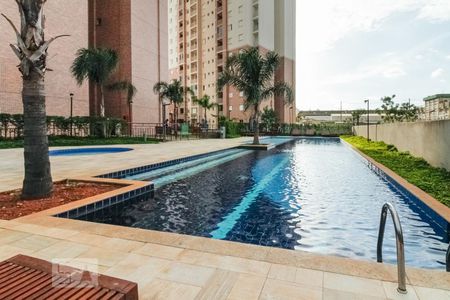 Apartamento à venda com 65m², 2 quartos e 1 vaga Apartamento à venda com 65m², 2 quartos e 1 vagaPiscina