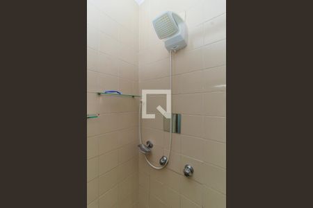 Casa à venda com 250m², 3 quartos e 2 vagas Casa à venda com 250m², 3 quartos e 2 vagasSuíte - Banheiro