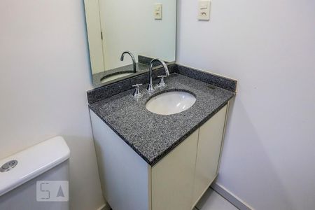 Apartamento para alugar com 90m², 2 quartos e 1 vaga Apartamento para alugar com 90m², 2 quartos e 1 vagaSuite Banheiro