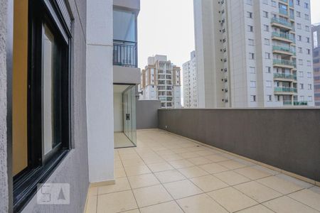 Apartamento para alugar com 90m², 2 quartos e 1 vaga Apartamento para alugar com 90m², 2 quartos e 1 vagaVaranda