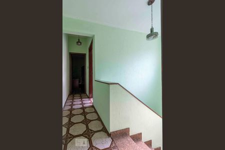 Corredor de casa para alugar com 3 quartos, 187m² em Vila Marieta, São Paulo