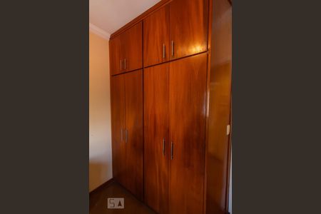 Apartamento para alugar com 65m², 2 quartos e 1 vaga Apartamento para alugar com 65m², 2 quartos e 1 vagaQuarto 1