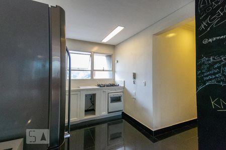 Apartamento à venda com 130m², 3 quartos e 2 vagasCozinha