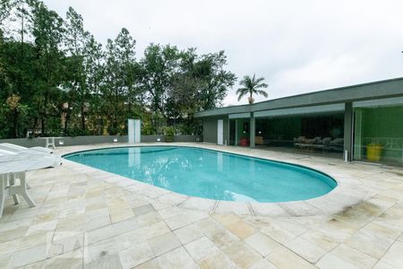 Apartamento à venda com 130m², 3 quartos e 2 vagasPiscina