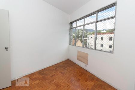 Quarto 1  de apartamento para alugar com 3 quartos, 120m² em Grajaú, Rio de Janeiro