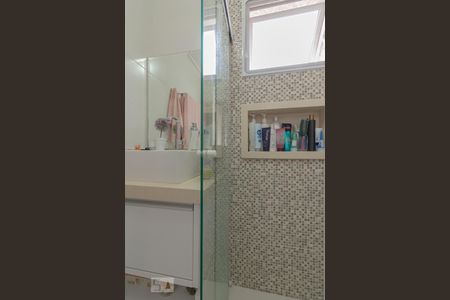 Banheiro  de apartamento à venda com 2 quartos, 65m² em Sacomã, São Paulo