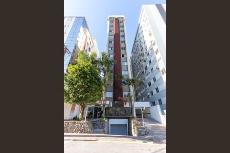 Studio para alugar com 27m², 1 quarto e sem vaga Studio para alugar com 27m², 1 quarto e sem vagaFachada