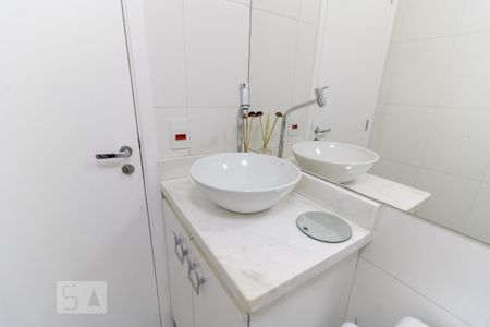 Apartamento à venda com 50m², 2 quartos e 1 vaga Apartamento à venda com 50m², 2 quartos e 1 vagaBanheiro
