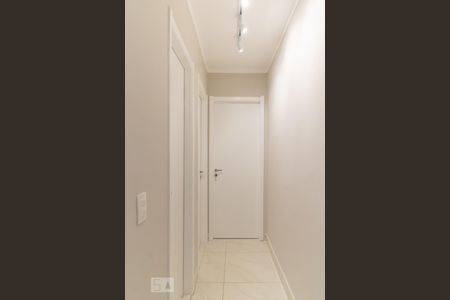 Corredor de apartamento à venda com 2 quartos, 50m² em Jardim Celeste, São Paulo
