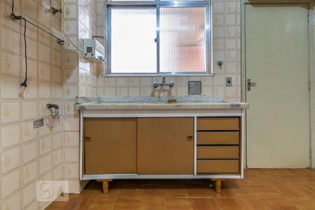 Apartamento para alugar com 90m², 2 quartos e 1 vaga Apartamento para alugar com 90m², 2 quartos e 1 vagaCozinha - Armários