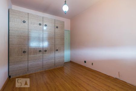Quarto 1 de apartamento para alugar com 2 quartos, 90m² em Irajá, Rio de Janeiro