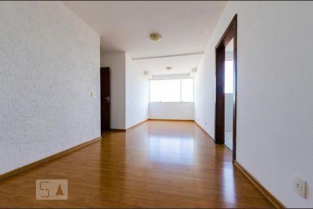Sala de apartamento para alugar com 3 quartos, 74m² em Calafate, Belo Horizonte