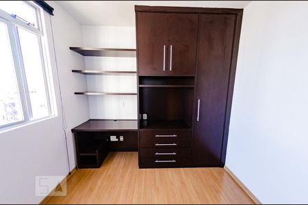 Quarto 2 de apartamento para alugar com 3 quartos, 74m² em Calafate, Belo Horizonte