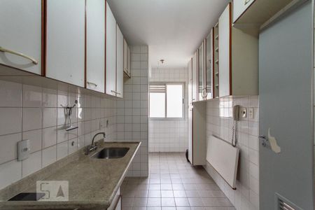 Apartamento à venda com 70m², 2 quartos e 2 vagasCozinha
