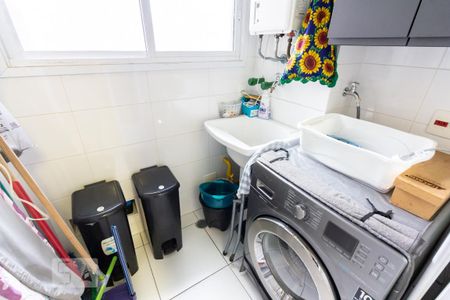 Apartamento para alugar com 58m², 2 quartos e 1 vagaÁrea de Serviço