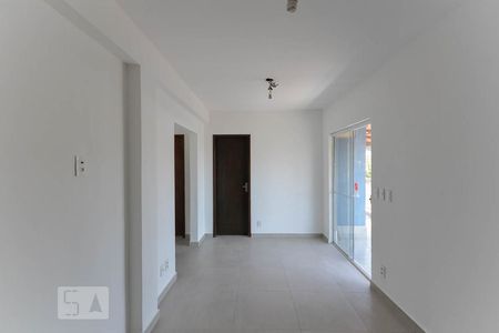 Apartamento à venda com 110m², 2 quartos e sem vagaSala