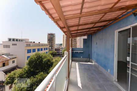 Apartamento à venda com 110m², 2 quartos e sem vagaVaranda sala