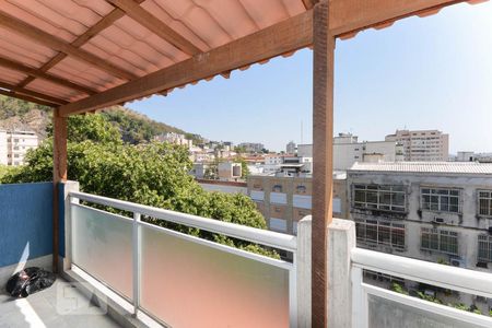 Apartamento à venda com 110m², 2 quartos e sem vagaVaranda Suíte 1