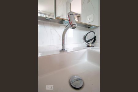 Suíte de apartamento para alugar com 3 quartos, 110m² em Santo Antônio, Belo Horizonte