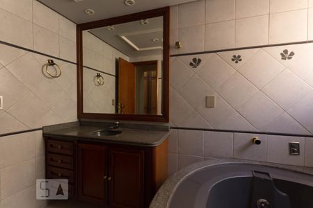 Apartamento à venda com 218m², 4 quartos e 2 vagas Apartamento à venda com 218m², 4 quartos e 2 vagasBanheiro