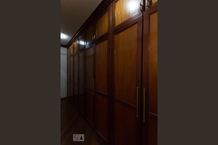 Armários de apartamento à venda com 4 quartos, 218m² em Setor Nova Suiça, Goiânia