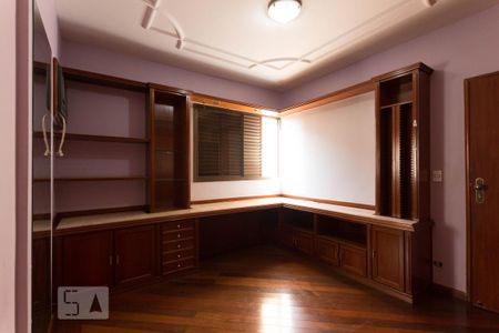 Apartamento à venda com 218m², 4 quartos e 2 vagas Apartamento à venda com 218m², 4 quartos e 2 vagasQuarto 3