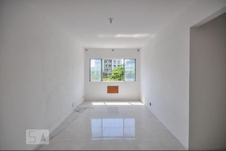 Sala de apartamento à venda com 4 quartos, 157m² em Taquara, Rio de Janeiro